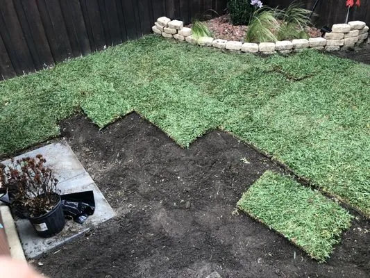 J&J's Trucking and Hauling Services Logo