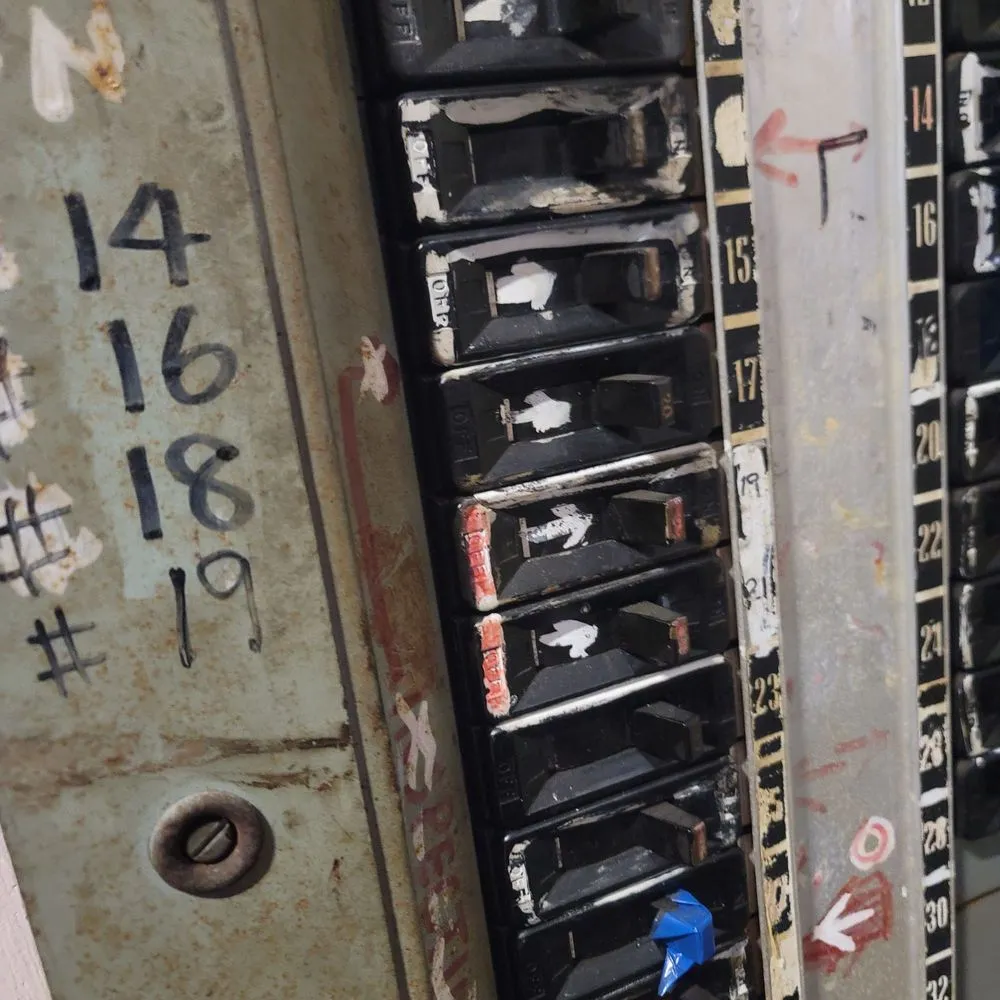 Slide of JL Home Construction