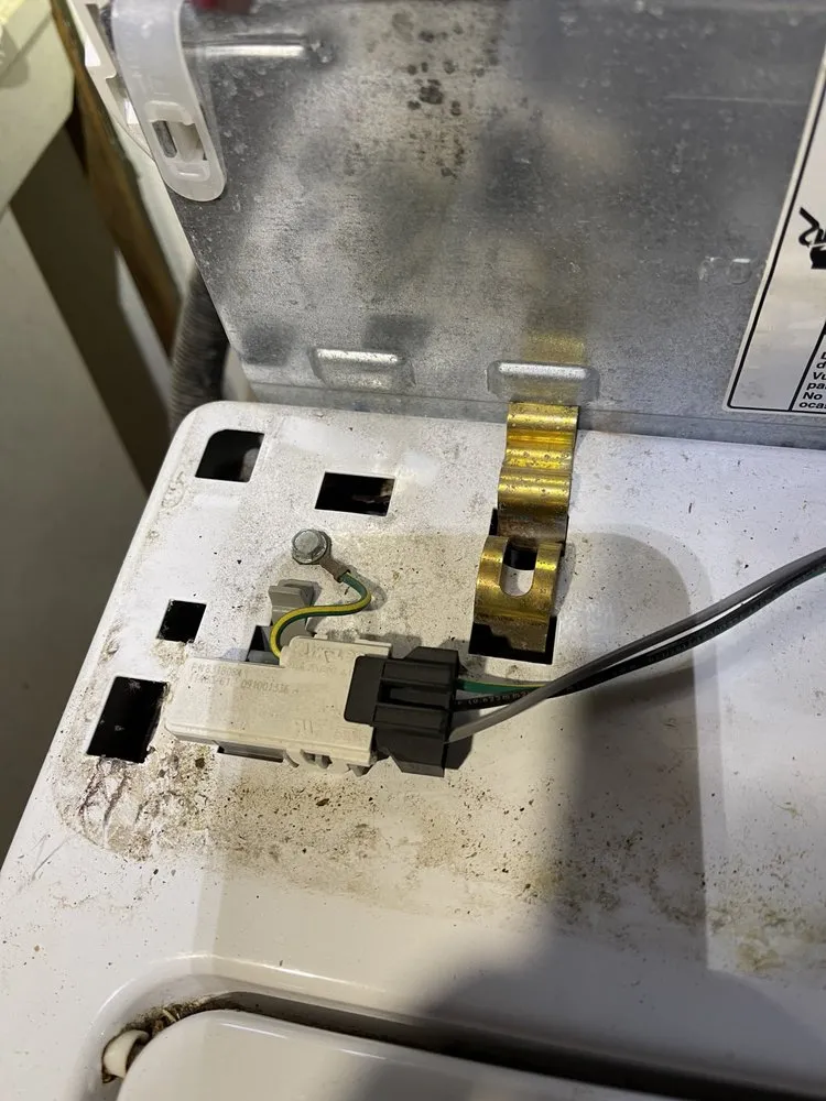 Slide of Jl Tech service