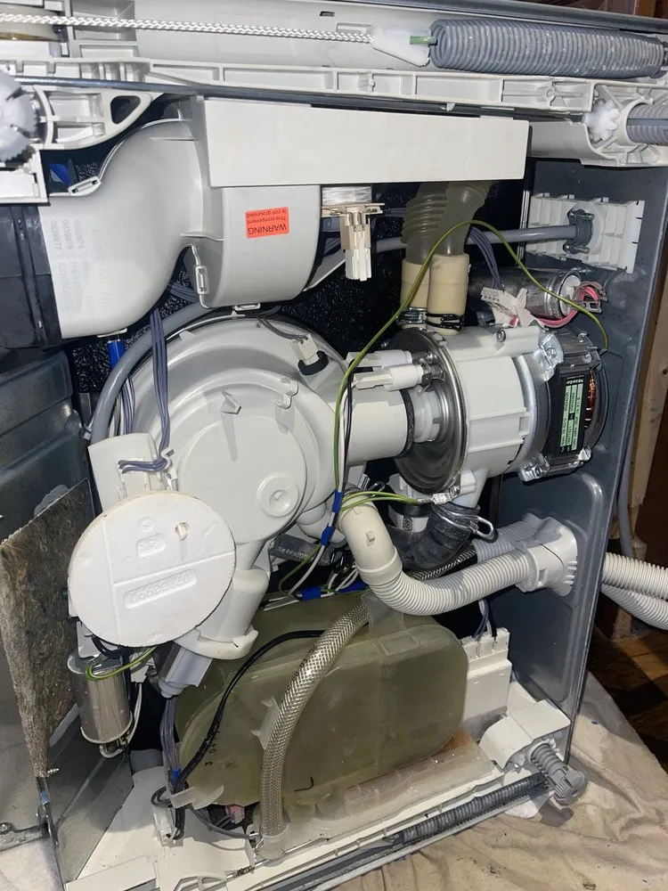 Slide of Jl Tech service