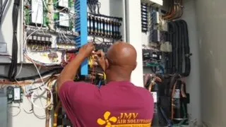 Slide of JMV Air Solutions