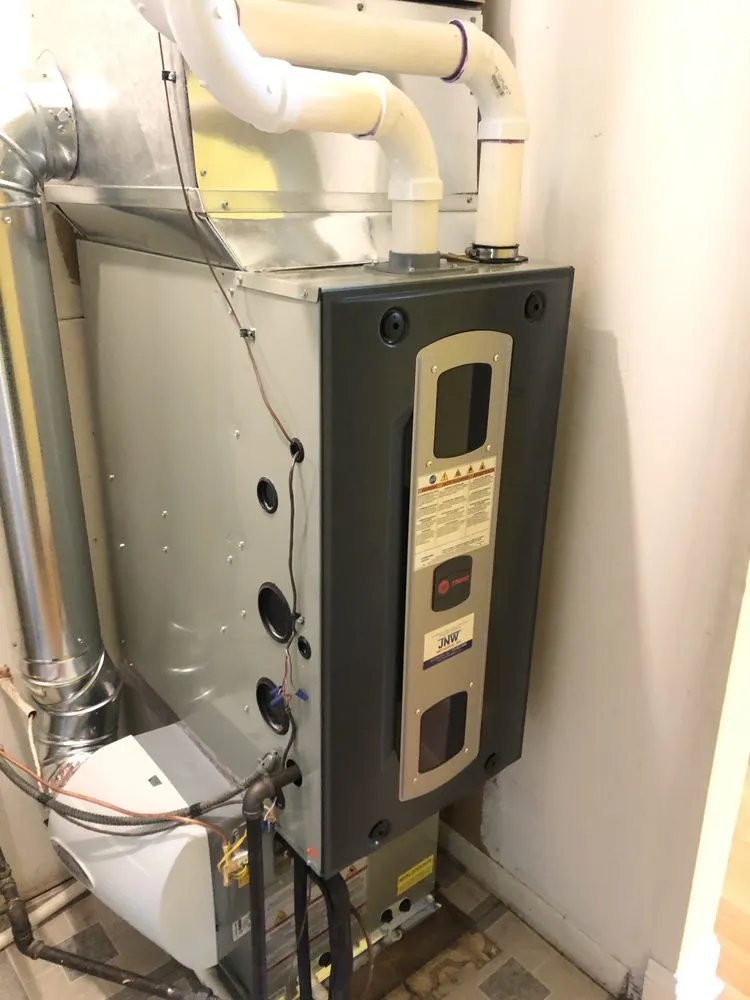 Slide of JNW Mechanical