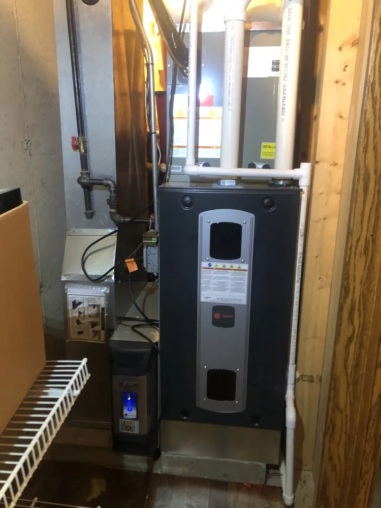 Slide of JNW Mechanical