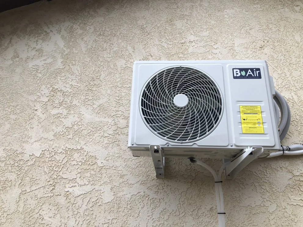 Slide of Johnny Airworks