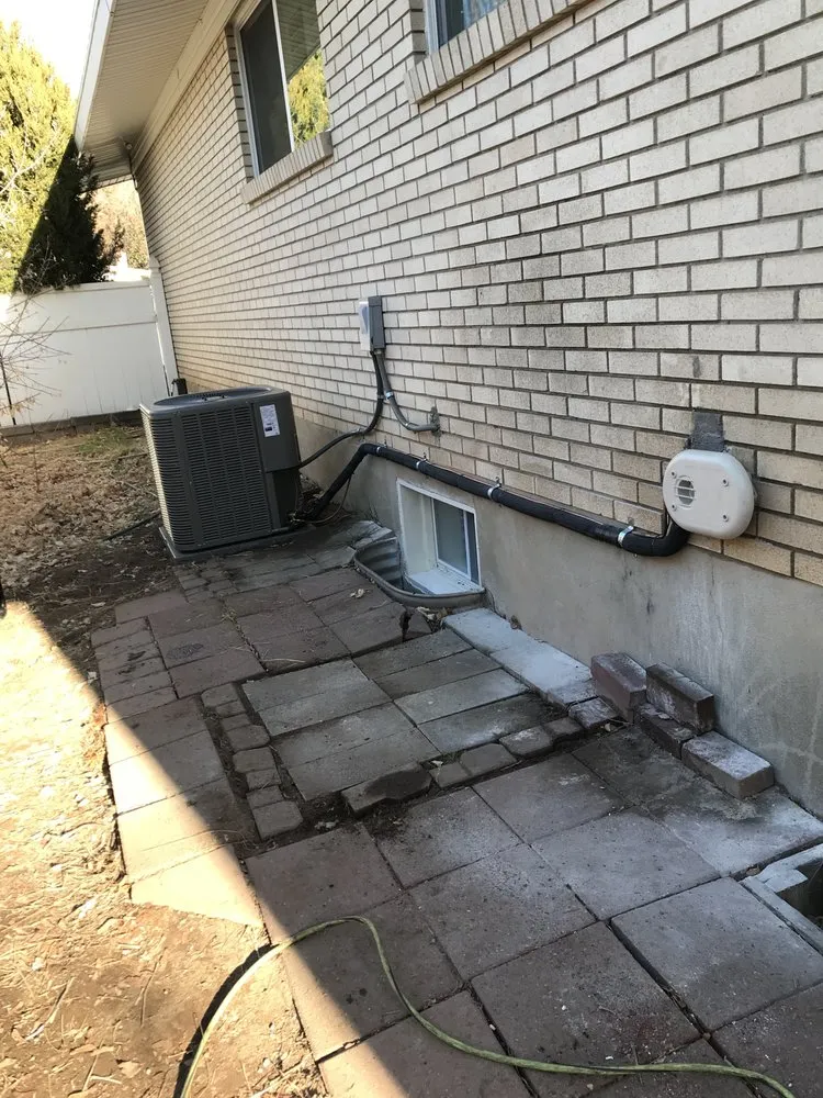 Slide of Jonny’s Heating & Air