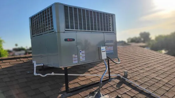 Jorge Flores Air Conditioning & Heating Logo