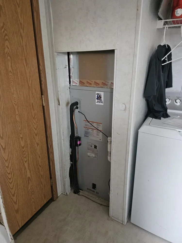 Slide of J&R Heating And Cooling Services