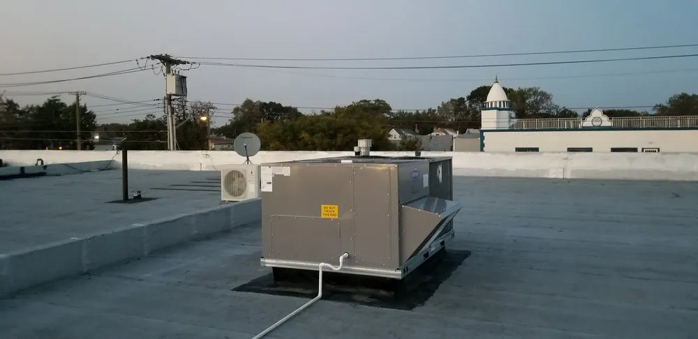 Slide of J&R's Heating and Cooling Services