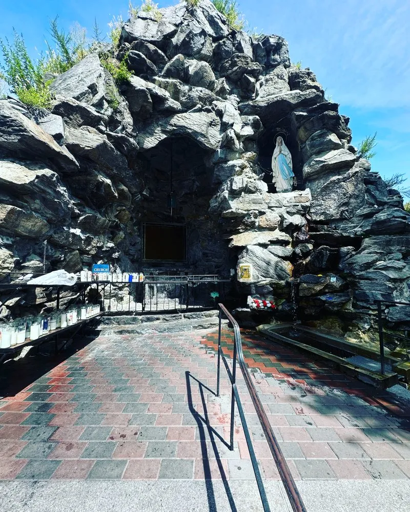 Slide of JSM Emergency Services