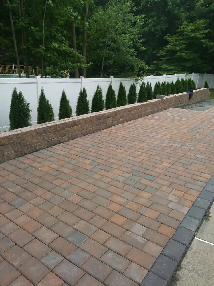 Slide of Just the Middle Man