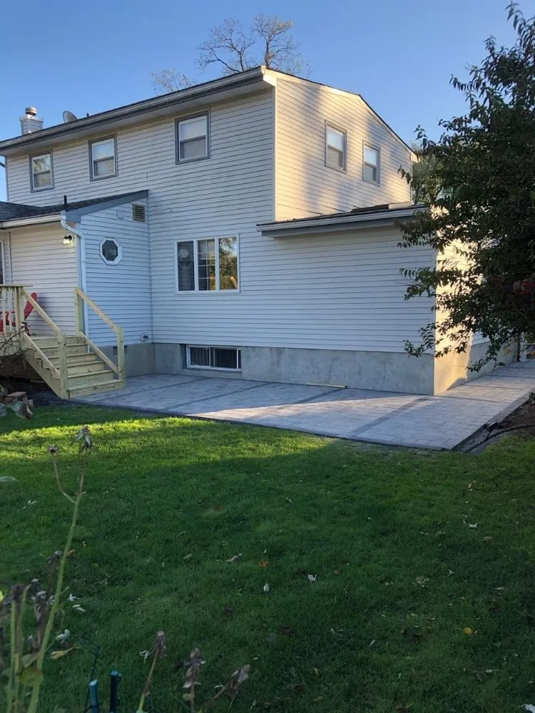 Slide of Just the Middle Man