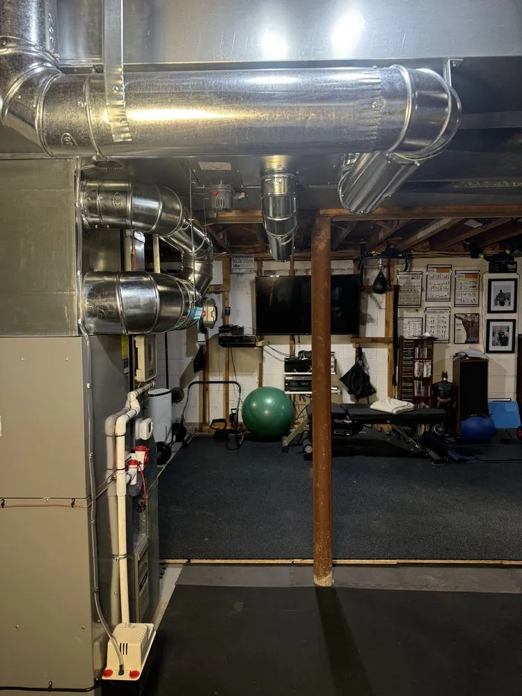 Slide of K I T Home Improvement