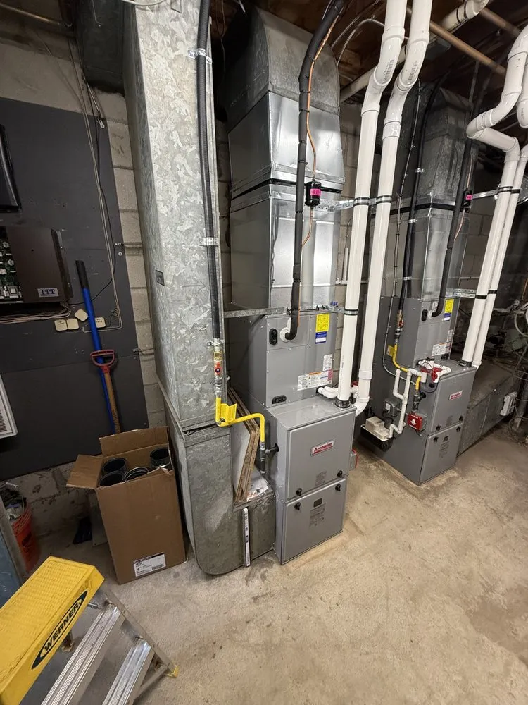 Slide of K I T Home Improvement