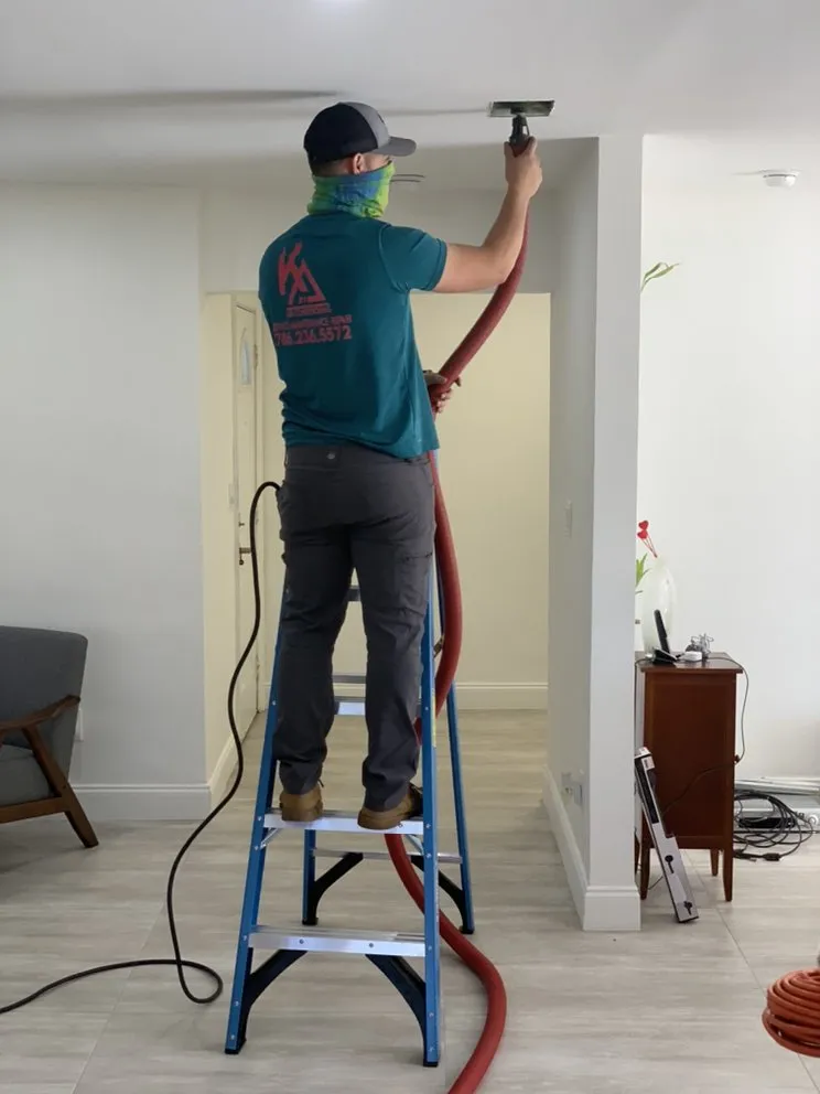 Slide of K&A Air Conditioning