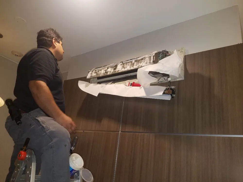 Slide of Kaplan Air Group