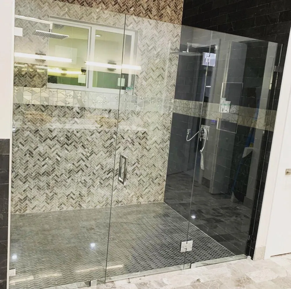 Slide of Kaplan Glass & Mirror