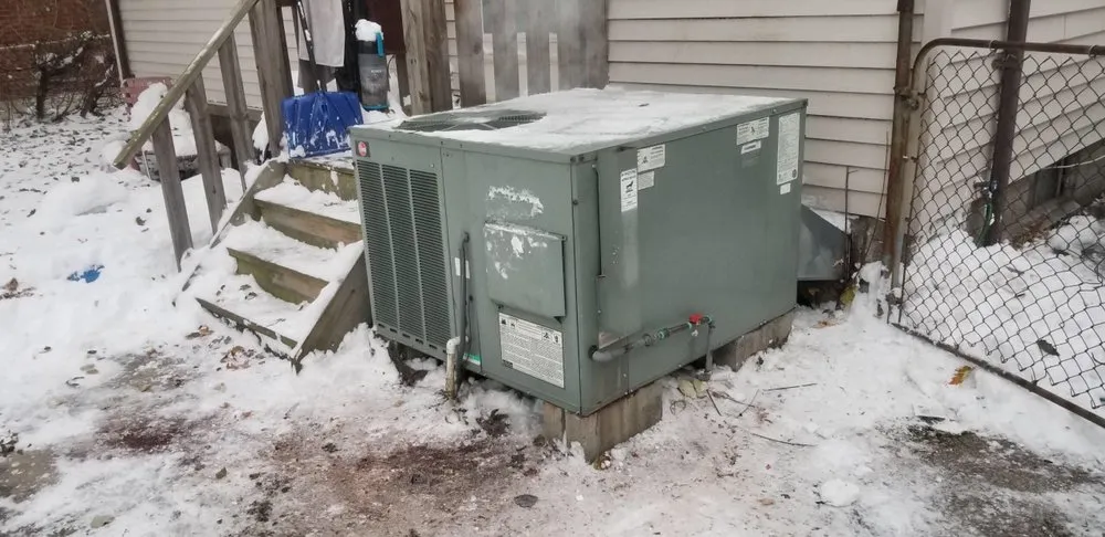 Slide of Karolyi's Heating, Cooling & Refrigeration