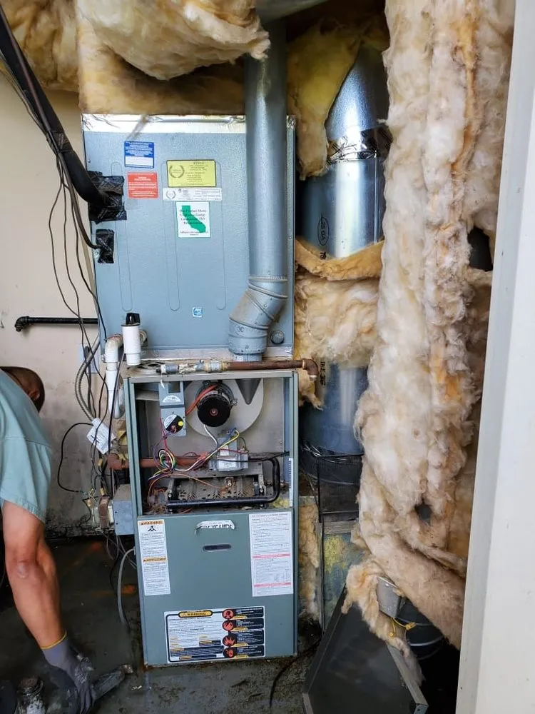 Slide of KB HVAC Repair San Diego