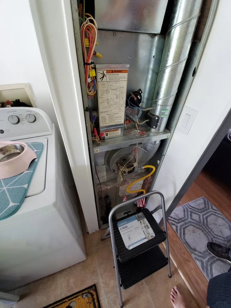 Slide of KB HVAC Repair San Diego