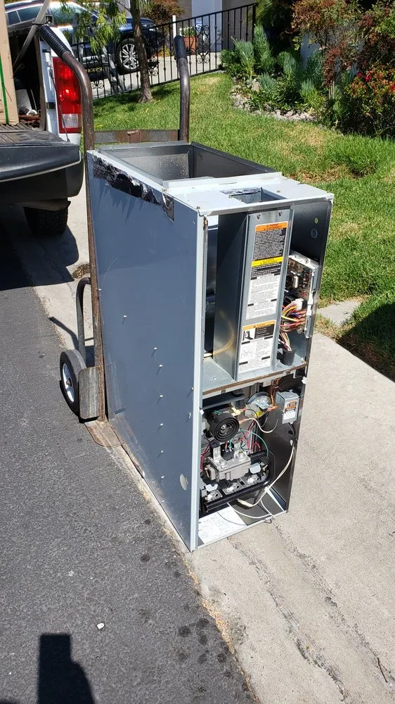Slide of KB HVAC Repair San Diego