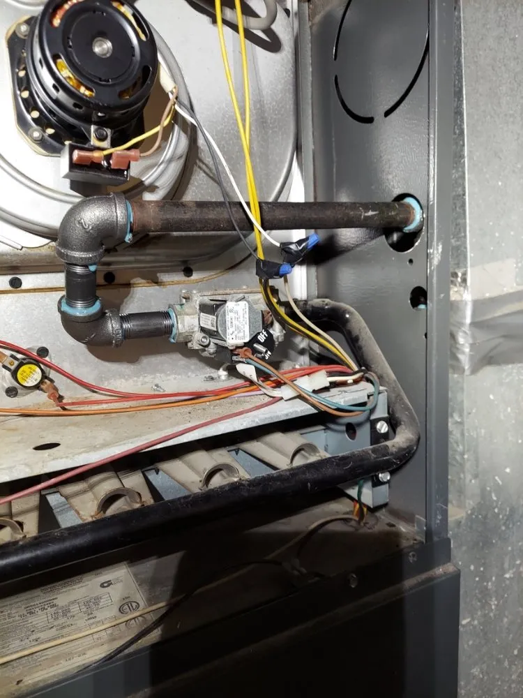 Slide of Kenfolk Heating and cooling