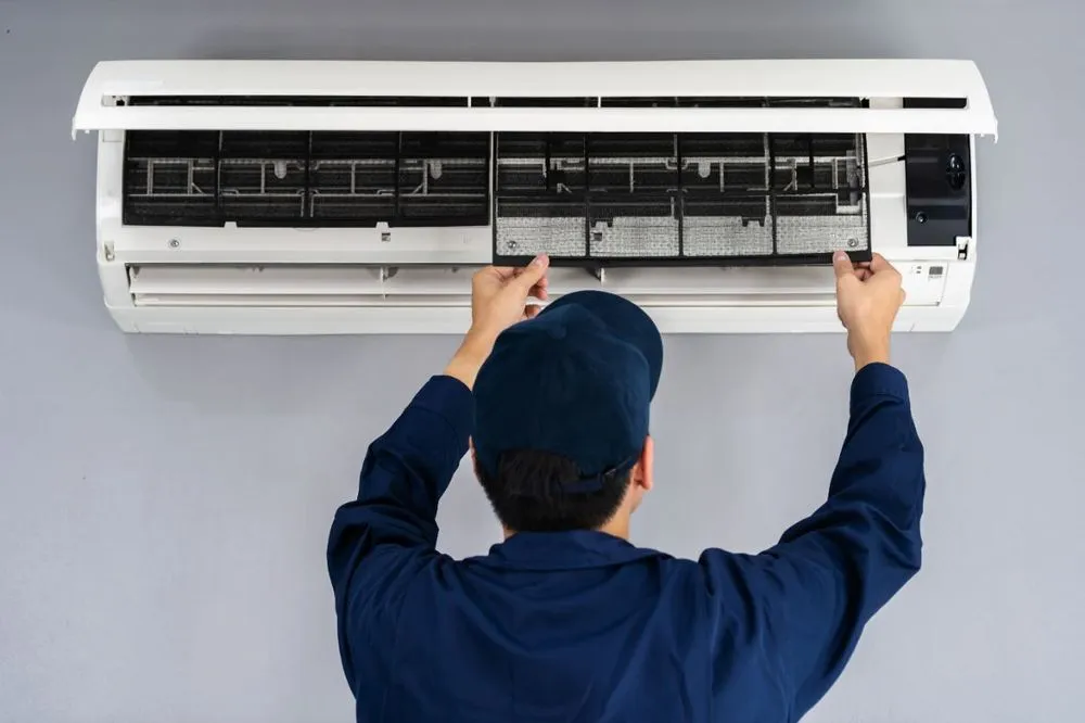 Slide of Kent Air Conditioning Repair Wors