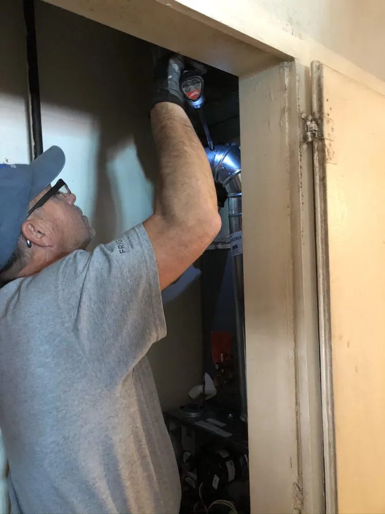 Slide of Kent’s Cooling And Heating