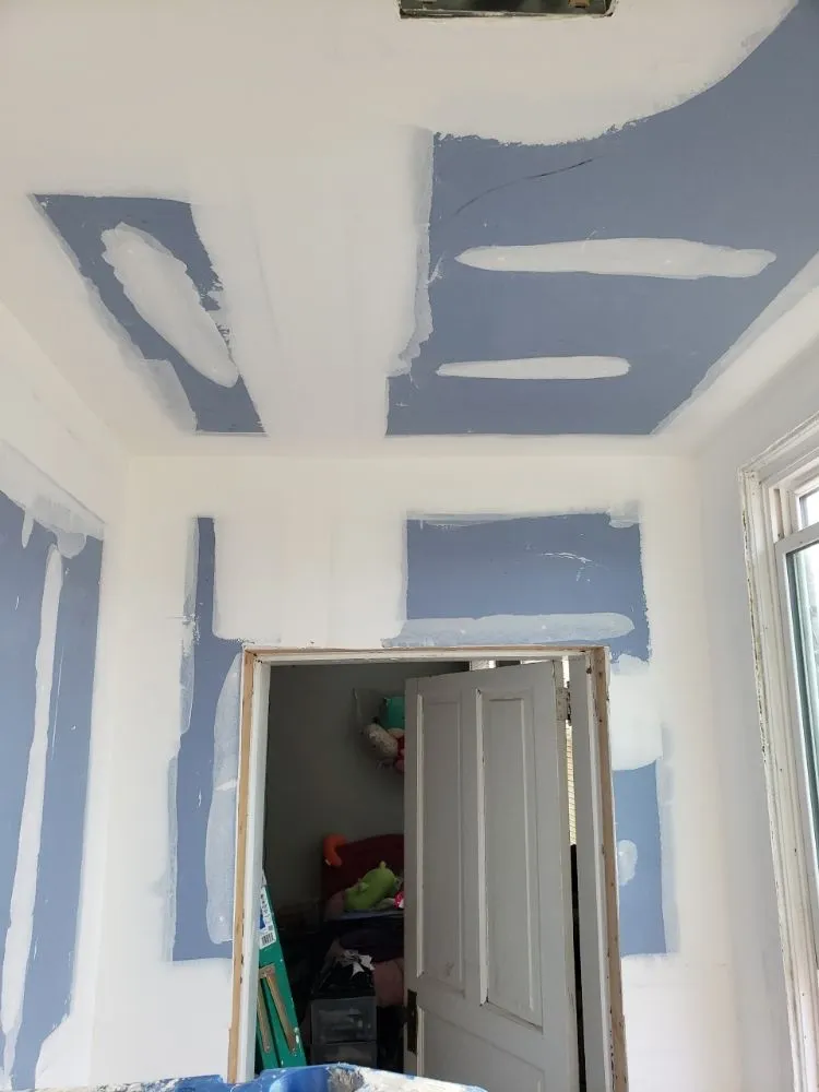 Slide of Kentucky Lawn and Leaf