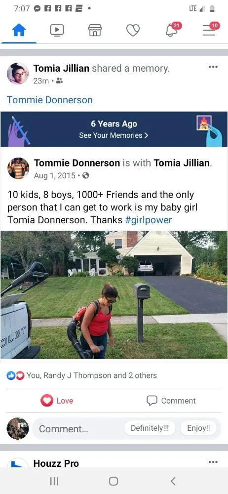 Slide of Kentucky Lawn and Leaf