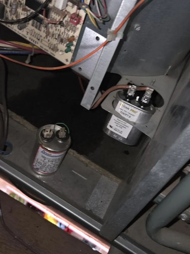 Slide of Kevinn’s Air Conditioning and Heaters