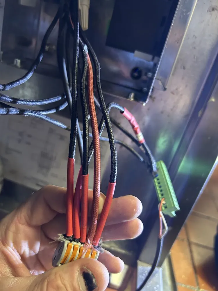 Slide of Keyed In Mechanical