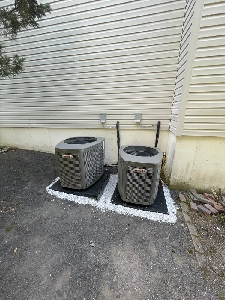 Slide of K&G Contractors