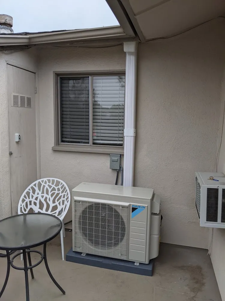 Slide of Kinetic Air Inc.