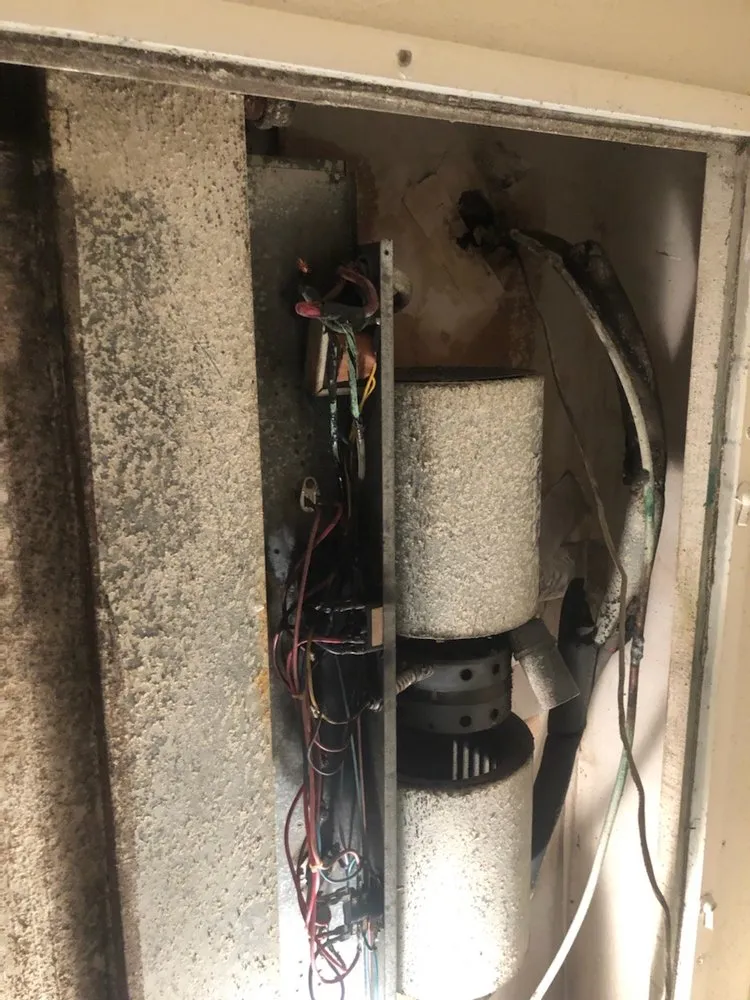 Slide of King Freeze A/C & Heating