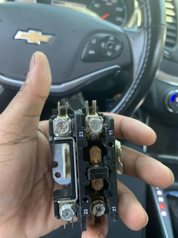 Slide of Know a Guy Handy Professional