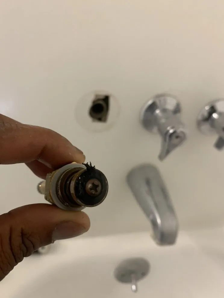 Slide of Know a Guy Handy Professional