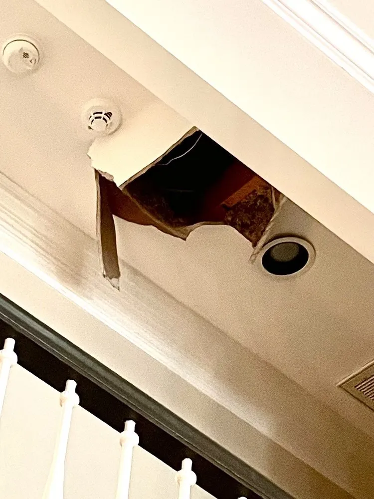 Slide of Komfort Air Service Experts