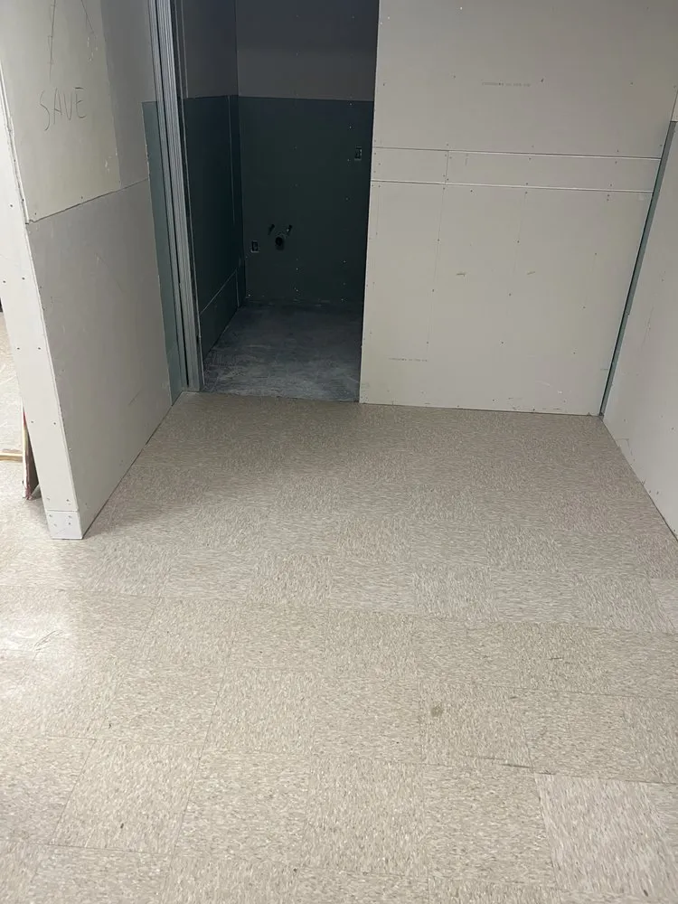 Slide of K&R Building Services