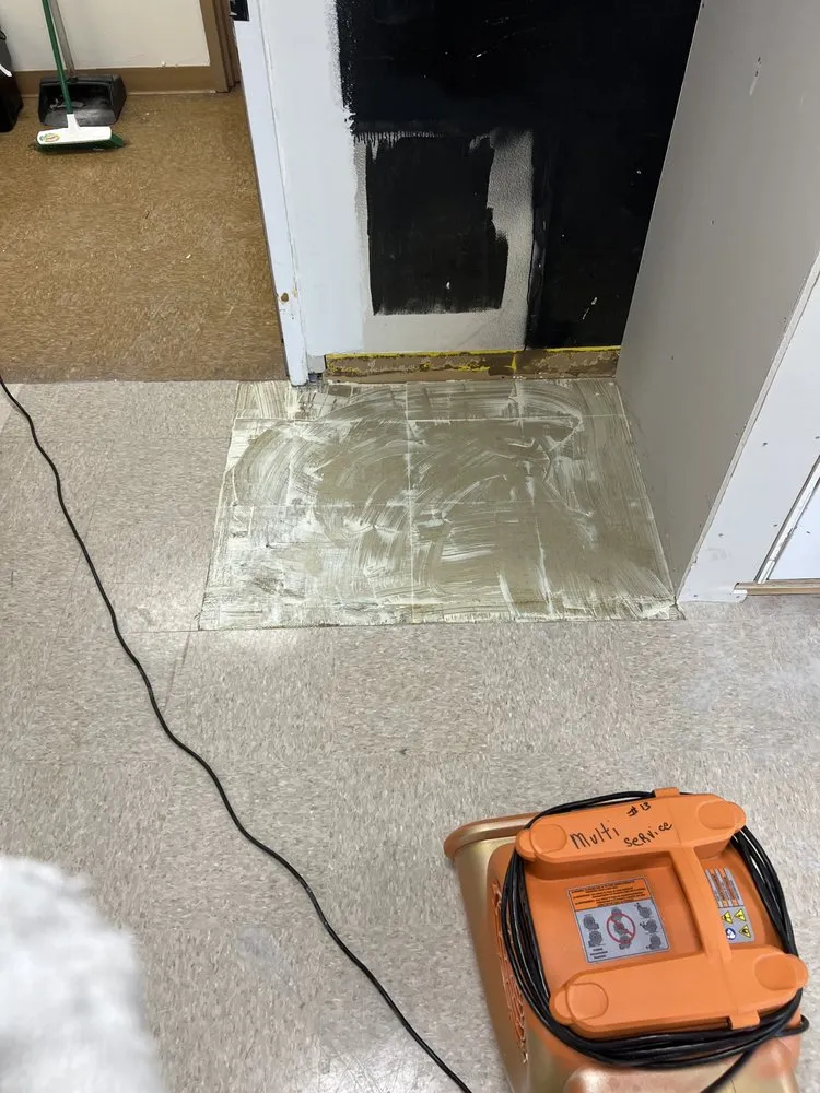 Slide of K&R Building Services