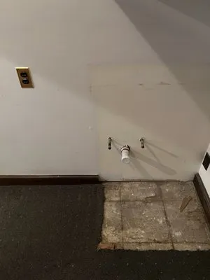 K&R Building Services Logo