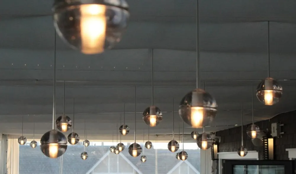 Slide of Krise Services