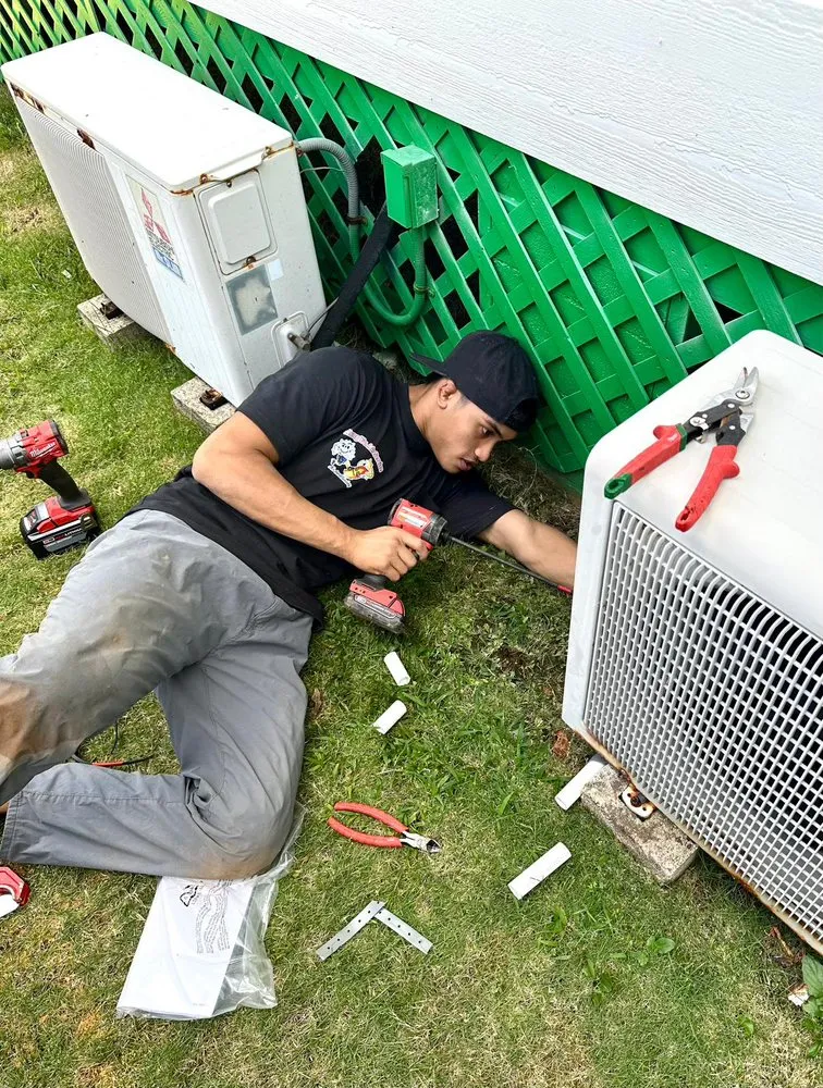 Professional AC installation in Urban Honolulu, HI by Kung Fu Air Service