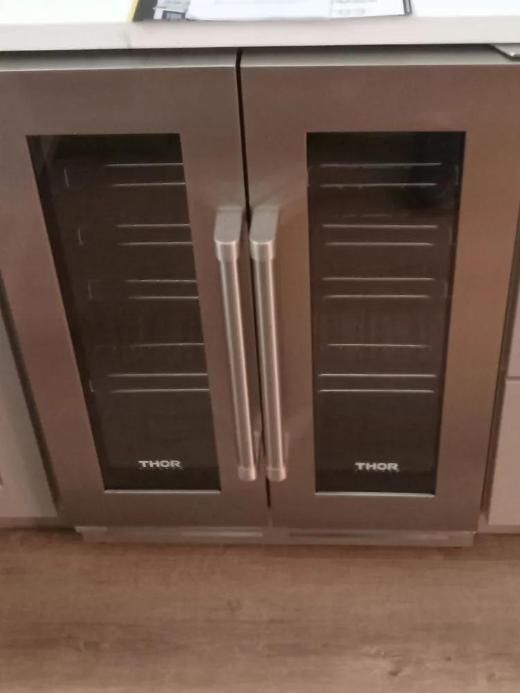 Slide of L & C Appliance Repair