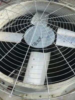 L & R Equipment And Supplies Logo