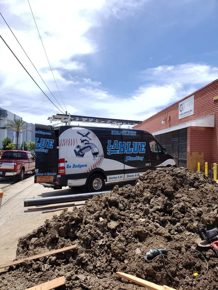Slide of LA Blue Plumbing & Heating