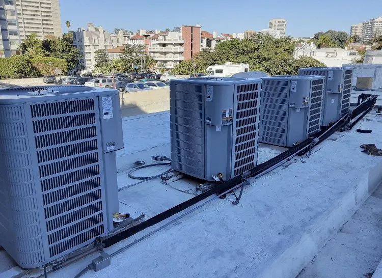 Slide of LA Construction Heating and Air