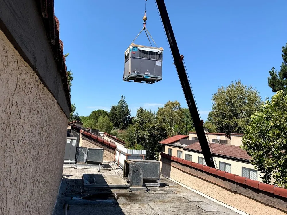 Slide of LA Construction Heating and Air