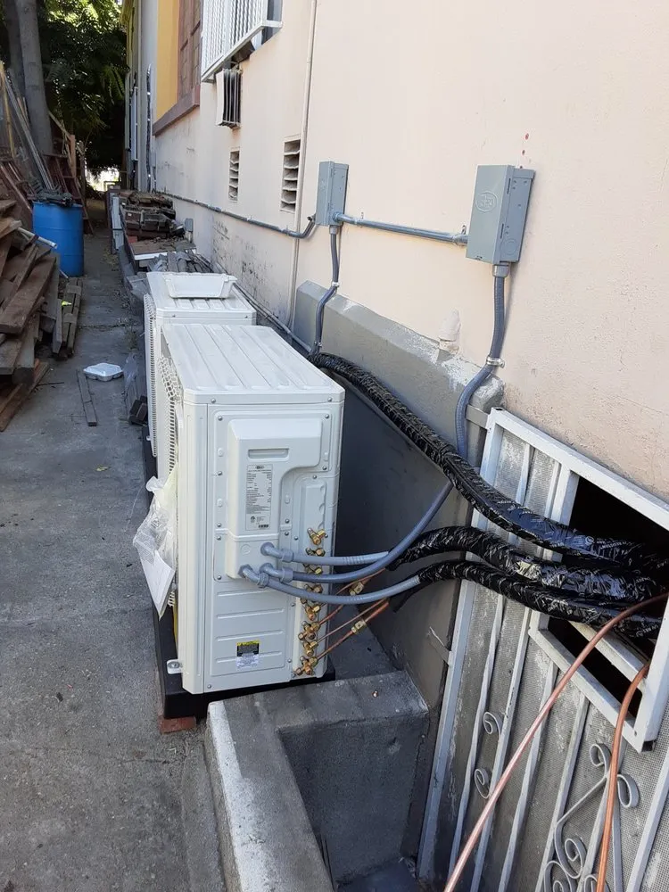 Slide of LA Construction Heating and Air