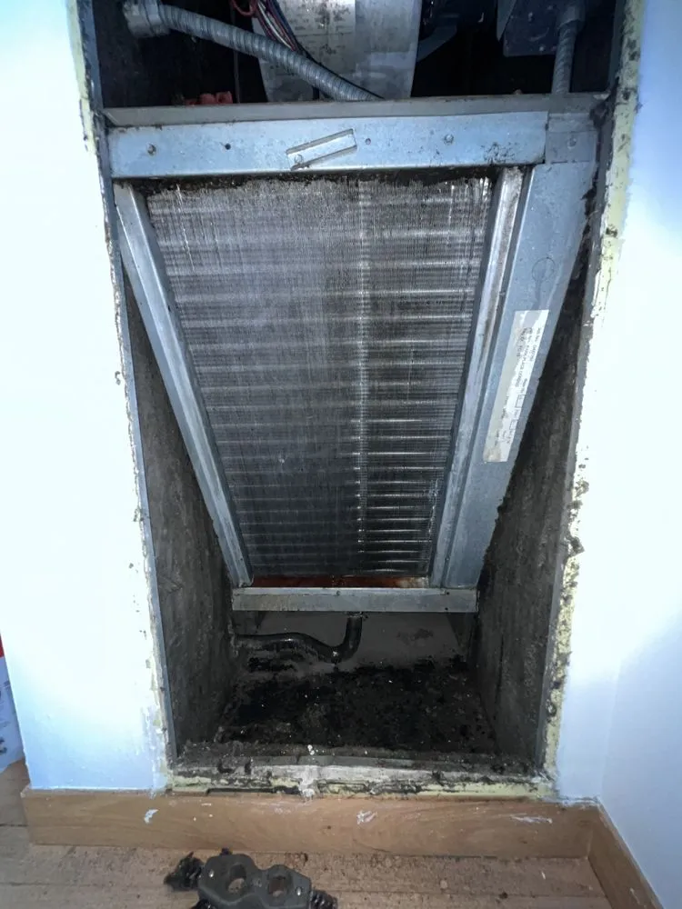 Slide of L&A Heating and Cooling