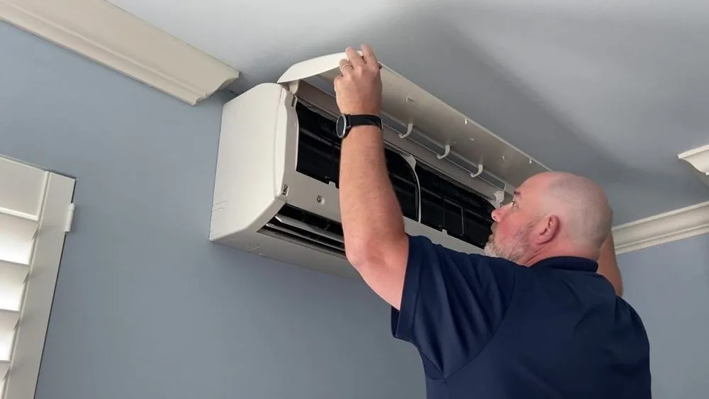 Slide of La Jolla Top Heating and Air Conditioning